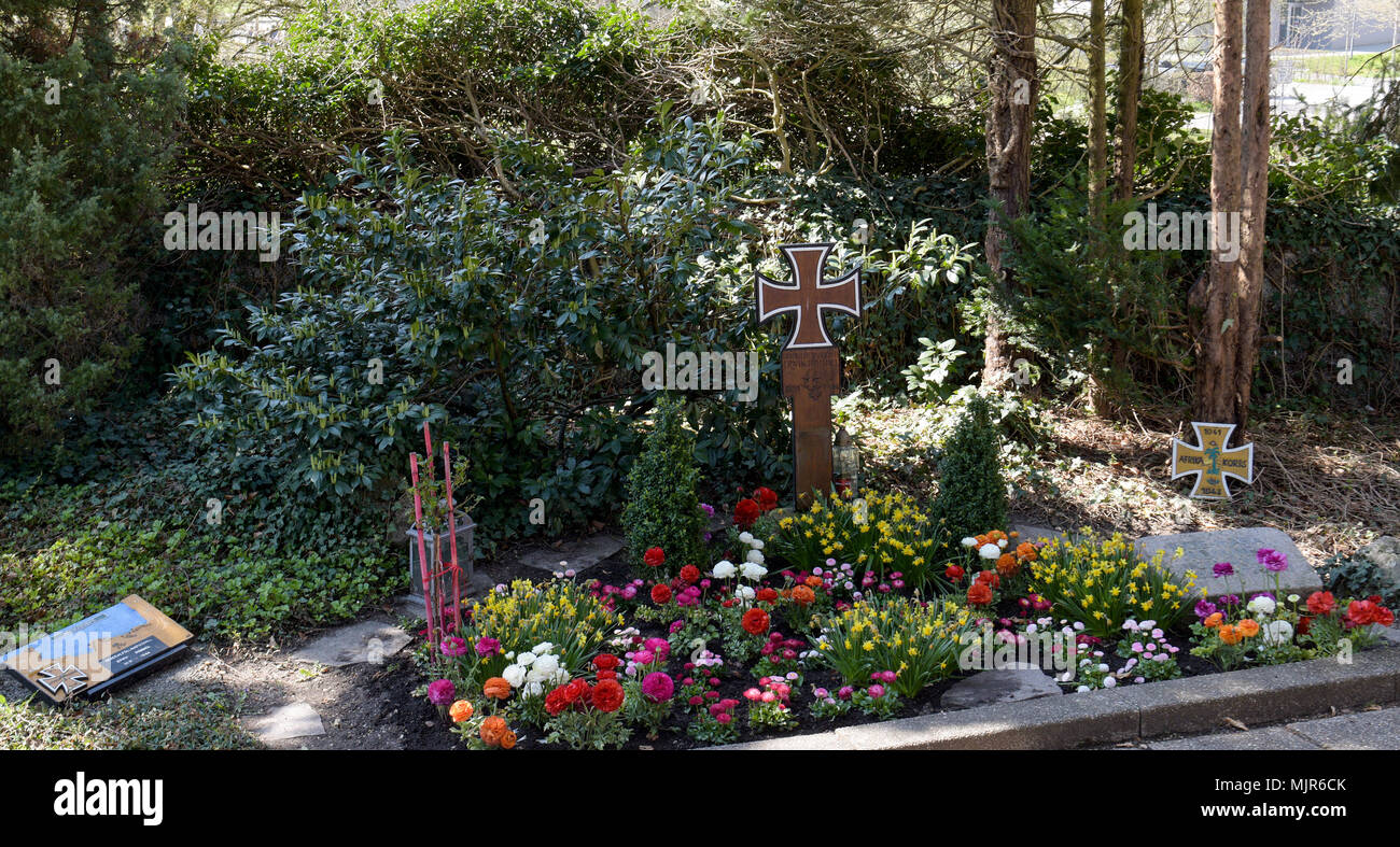 18 avril 2018, l'Allemagne, l'Herrlingen : Erwin Rommel's tombe au ...