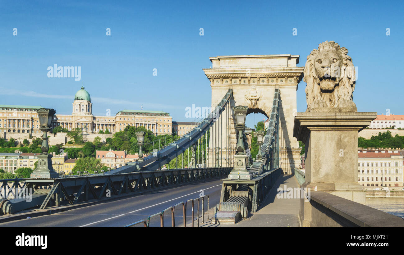 Chain Bridge Budapest - Hongrie Banque D'Images