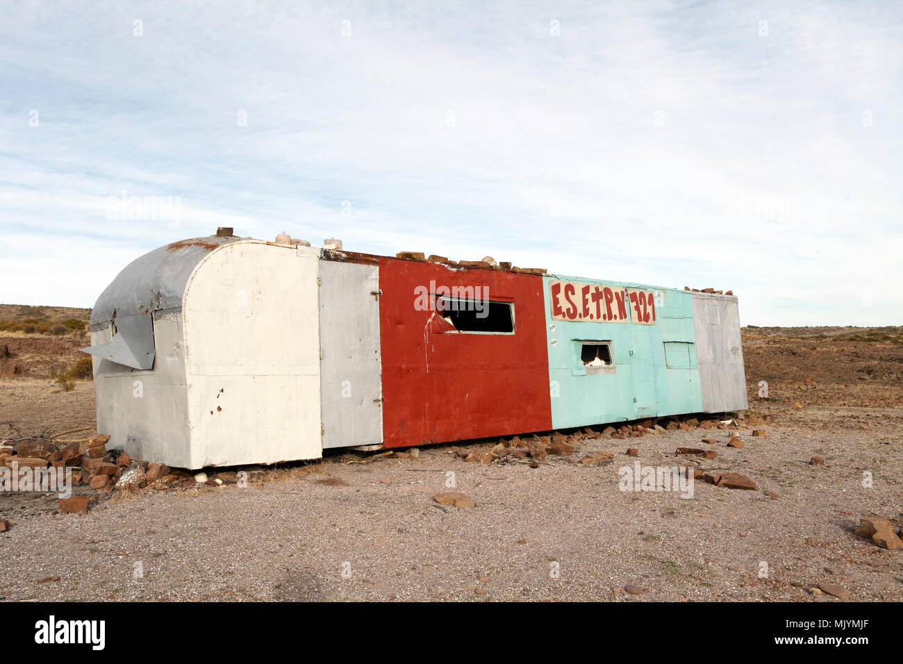 Patagonie, caravane statique utilisé pour l'extérieur des cours liés à l'été pour les enfants des écoles du Colegio 721. Camarones, la Province de Chubut, en Argentine. Banque D'Images