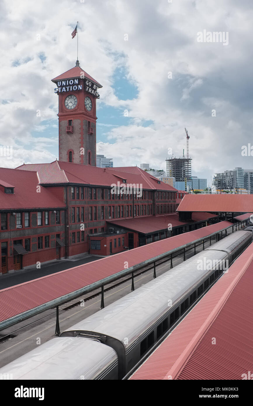 Vue sur la Gare Union historique dans la ville de Portland, Oregon, USA. Banque D'Images
