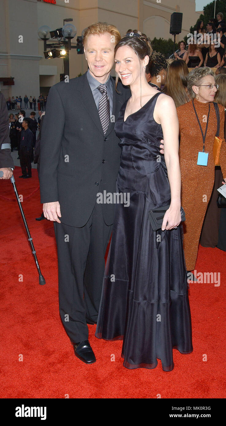 David Caruso et sa femme Margaret arrive à la 29e People's Choice Awards au  Pasadena Civic Auditorium à Pasadena, CA, le 12 janvier 2003. - CarusoDavid  femme03.JPG - CarusoDavid JPGCarusoDavid femme03. femme03