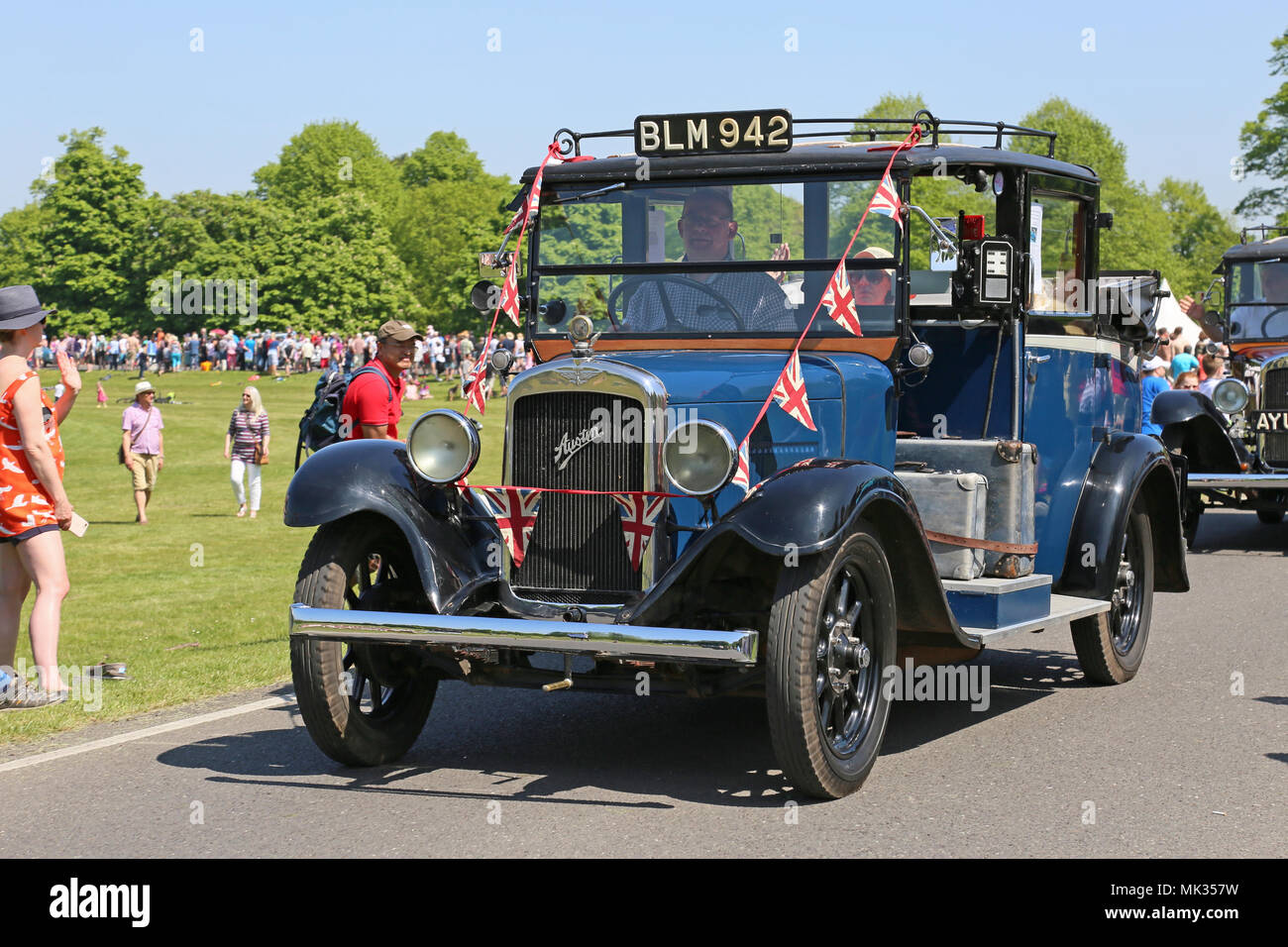 Austin 12/4 taxi (1934). Châtaignier dimanche 6 mai 2018. Bush Park, Hampton court, London Borough of Richmond upon Thames, Angleterre, Grande-Bretagne, Royaume-Uni, Royaume-Uni, Europe. Parade de véhicules vintage et classiques et expositions avec attractions foraines et reconstitutions militaires. Crédit : Ian Bottle/Alamy Live News Banque D'Images
