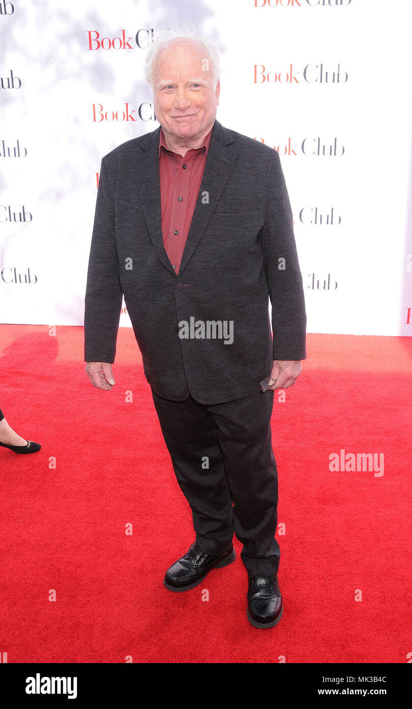 Los Angeles, Californie, USA. 6 mai, 2018. Mai 6th, 2018 - Los Angeles, California USA - l'acteur Richard Dreyfuss au ''Book Club'' Premiere tenue au Regency Village Theatre, Westwood, Los Angeles. Crédit : Paul Fenton/ZUMA/Alamy Fil Live News Banque D'Images