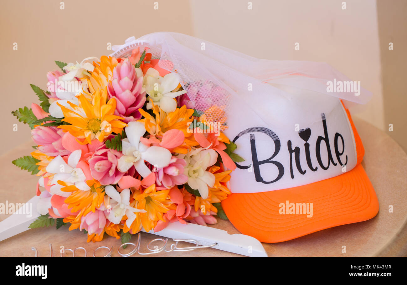 Bouquet de fleurs fantastiques avec capuchon de noce Banque D'Images
