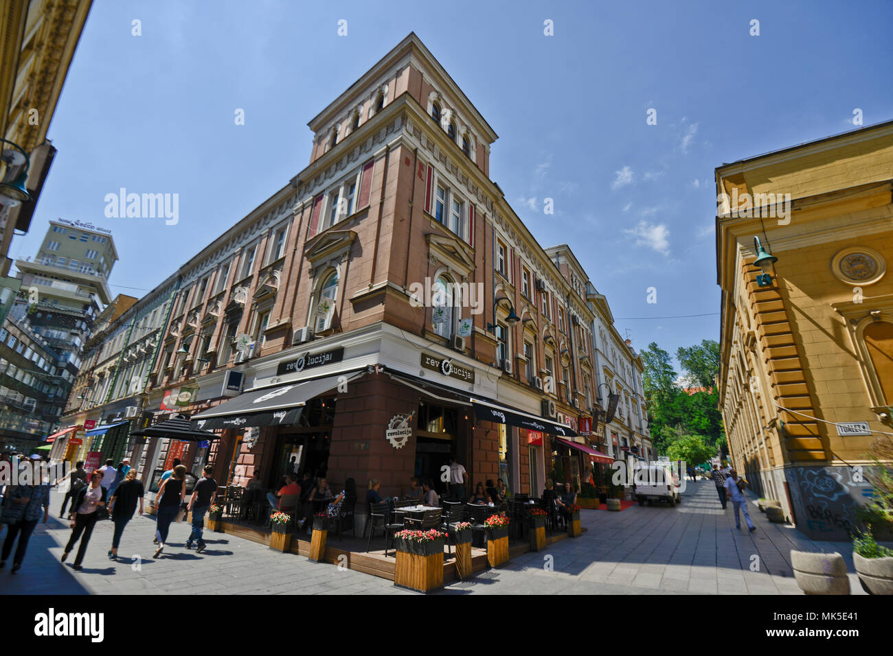 Revolucija café restaurant, Sarajevo, Bosnie Banque D'Images