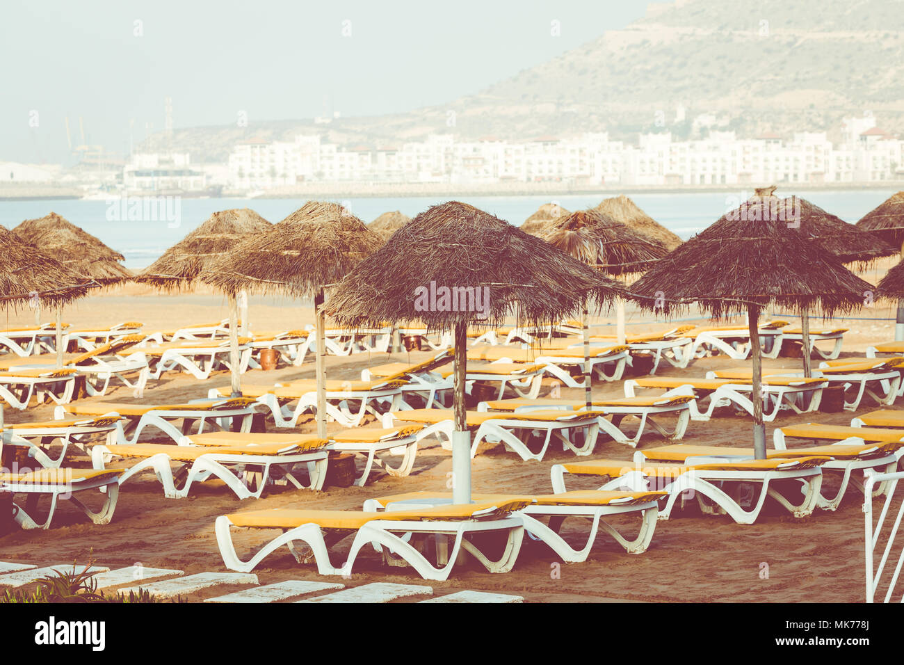 La principale plage de la ville d'Agadir situé sur la rive de l'Océan Atlantique.le Maroc. Banque D'Images