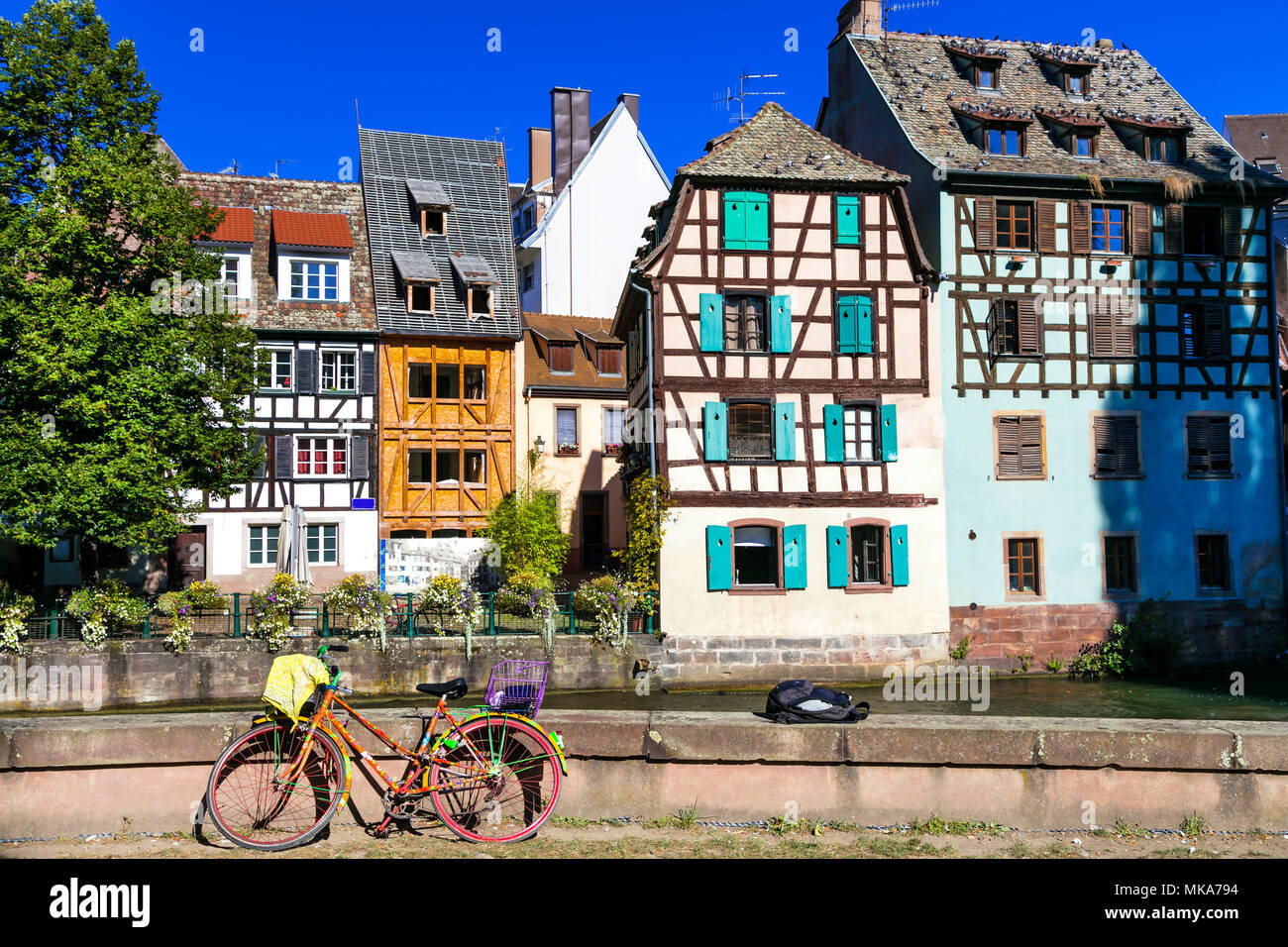 Maisons colorées traditionnelles dans la ville de Strasbourg,Alsace,France. Banque D'Images