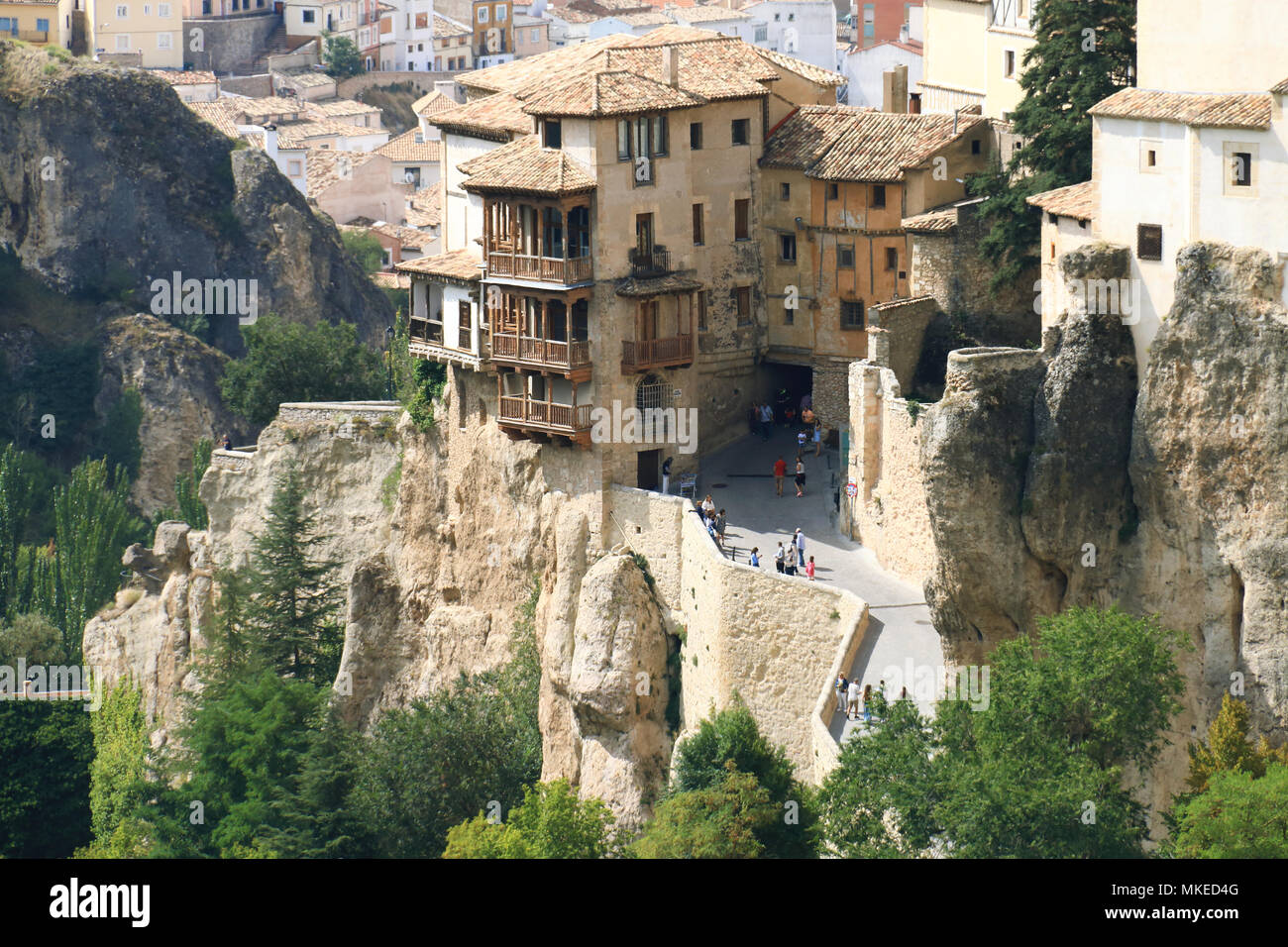 Vue panoramique de la ville de Cuenca, Espagne, avec ses célèbres Casas  Colgadas (maisons suspendues Photo Stock - Alamy