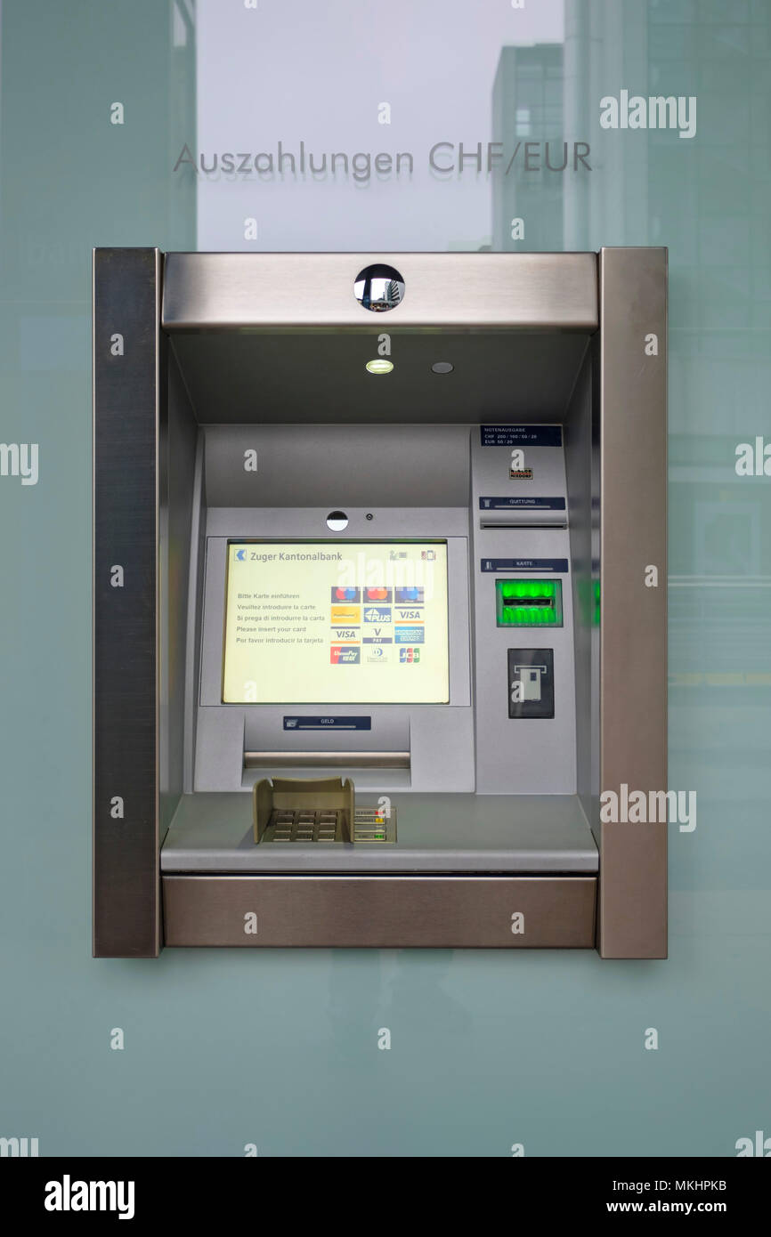 Distributeur automatique de billets en Suisse, Europe Photo Stock - Alamy