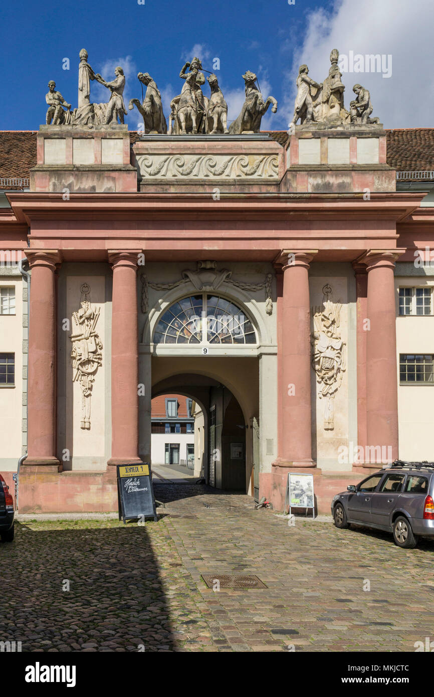 Le nouveau marché, portail au transport Grange, maison de Brandebourg, et maintenant l'histoire de Prusse , Potsdam, Am Neuen Markt, Portal zum Kutschstall, jetzt Ha Banque D'Images