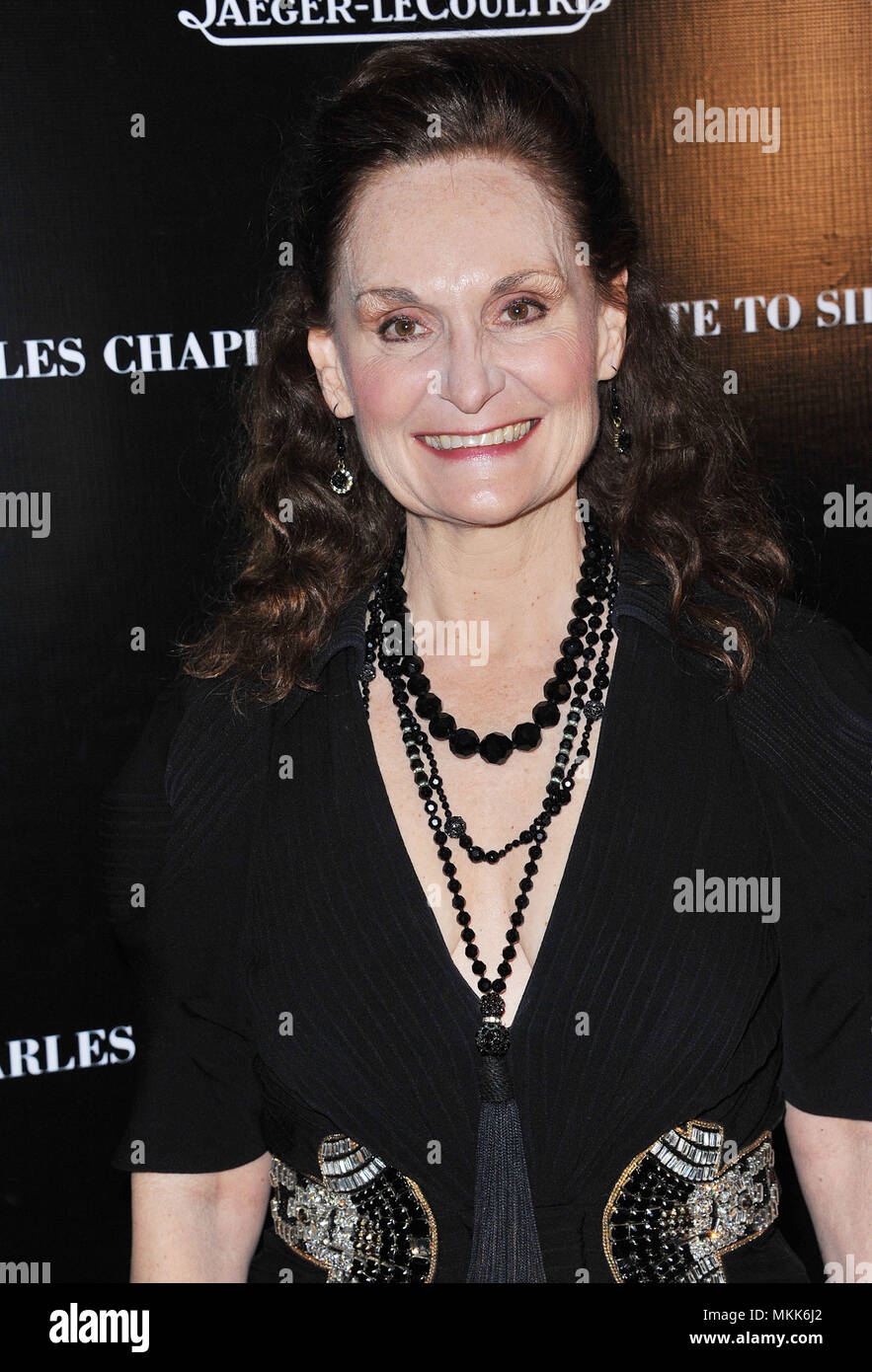 Beth Grant  58 lors du 40e anniversaire de l'Académie récompense honorifique reçu par sir Charles Chaplin au Château Marmont à Los Angeles.Beth Grant  58 Red Carpet Event, Vertical, USA, Cinéma, Célébrités, photographie, Bestof, Arts, Culture et divertissement, Célébrités Topix fashion / Vertical, Best of, événement dans la vie d'Hollywood, Californie - Tapis rouge et en backstage, USA, Cinéma, Célébrités, cinéma, télévision, Célébrités célébrités musique, photographie, Arts et culture, Bestof, divertissement, Topix headshot, vertical, une personne, à partir de l'an 2012, enquête tsuni@ Banque D'Images