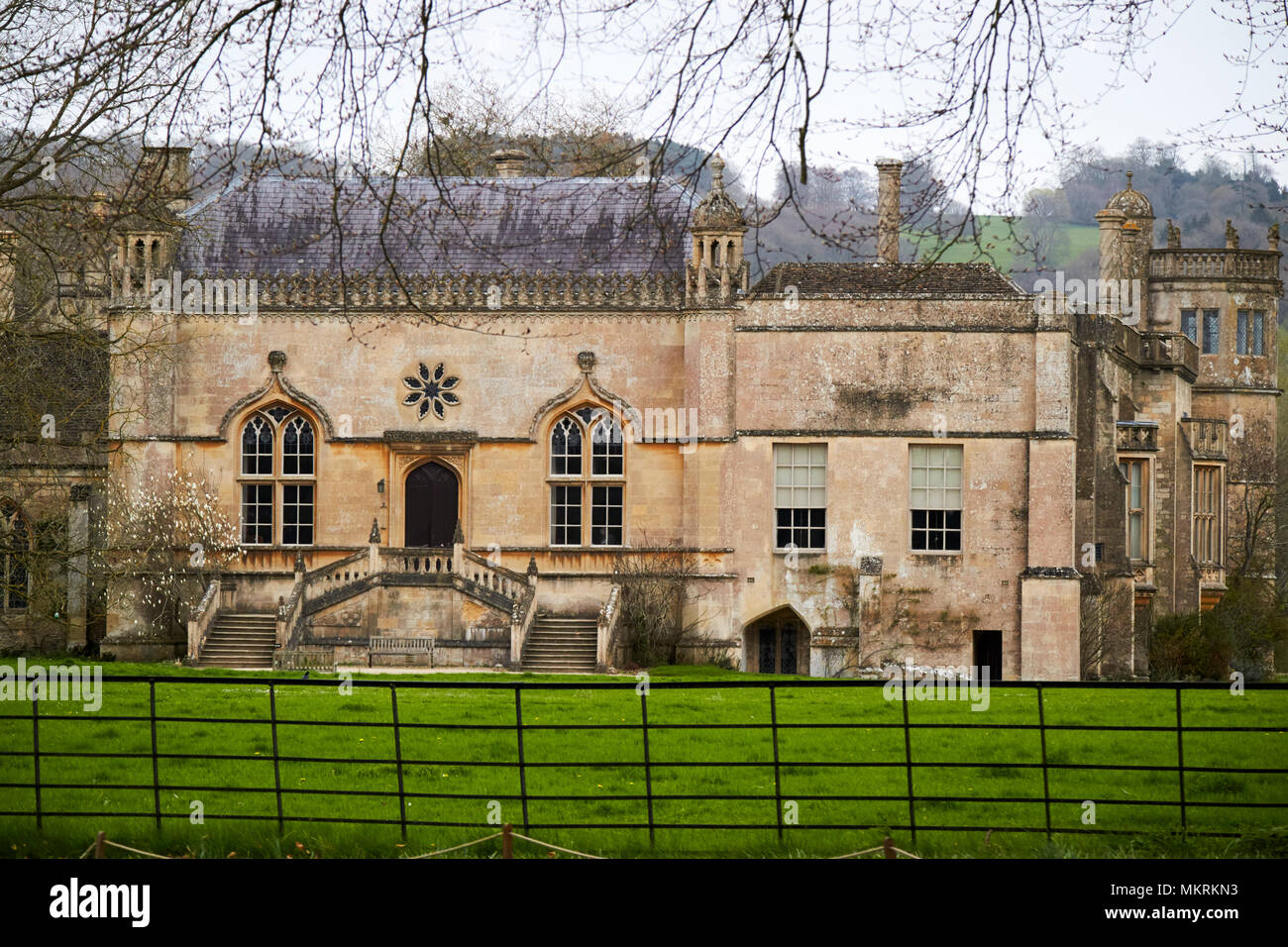 Abbaye de Lacock tiré de l'extérieur de motifs village Lacock wiltshire england uk Banque D'Images