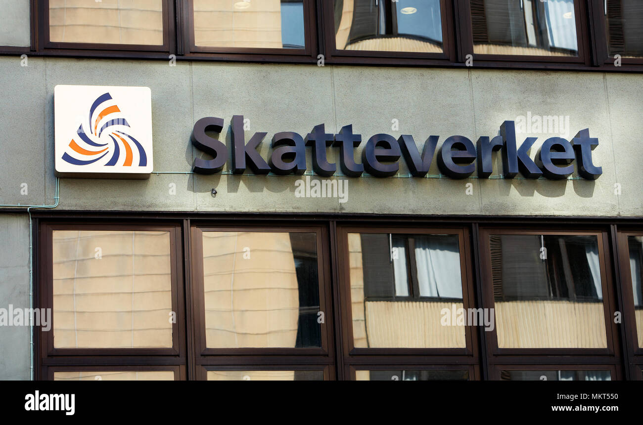 Stockholm, Suède - le 30 août 2012:Clos-up of thje signe pour le bureau de l'agence fiscale suédoise dans le centre de Stockholm, la Suède à la rue Klara Vattugra Banque D'Images