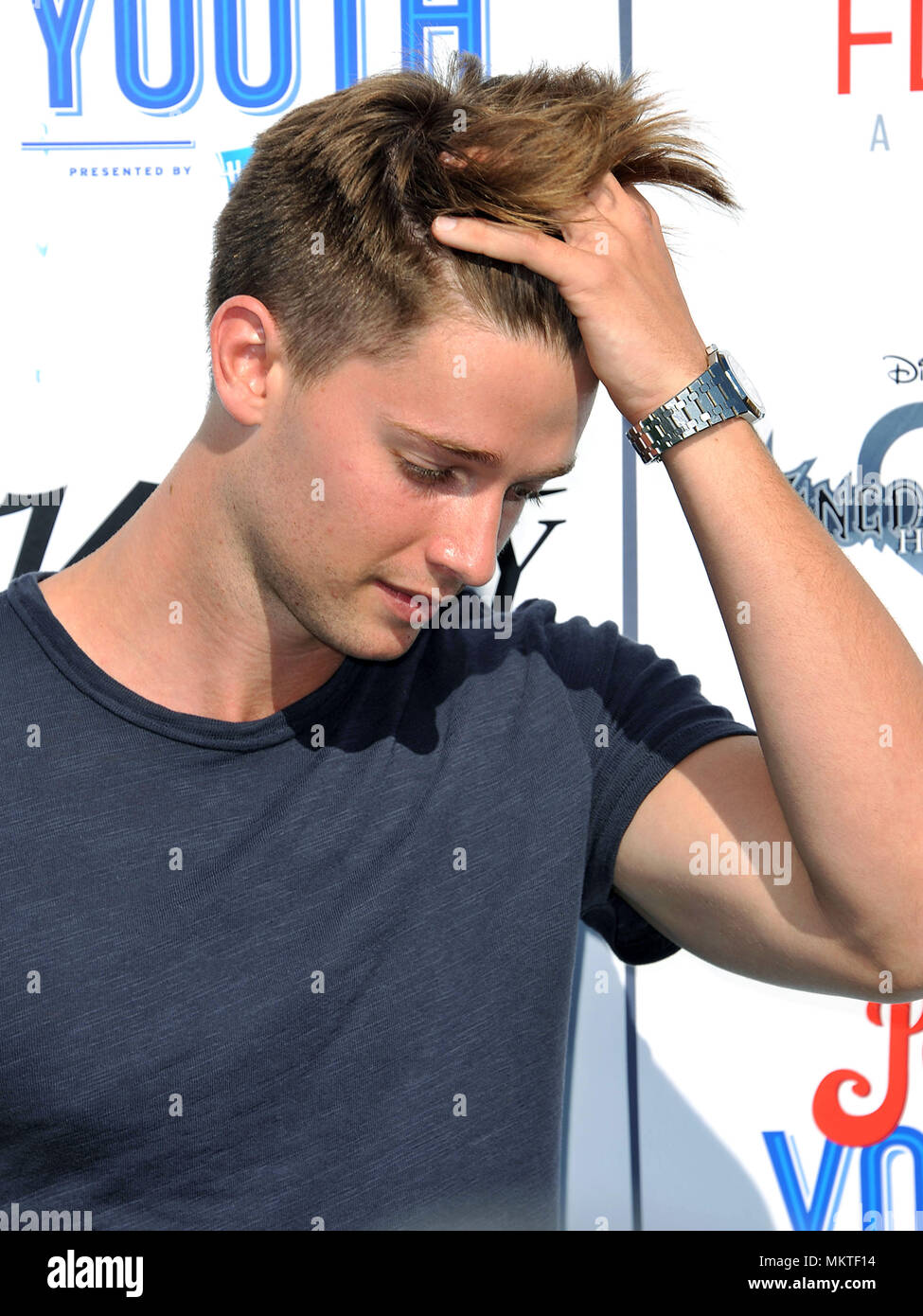 Patrick Schwarzenegger au VarietyÕs 7e pouvoir de l'événement jeunesse sur l'Universal Studio à Los Angeles.Patrick Schwarzenegger 144 Red Carpet Event, Vertical, USA, Cinéma, Célébrités, photographie, Bestof, Arts, Culture et divertissement, Célébrités Topix fashion / Vertical, Best of, événement dans la vie d'Hollywood, Californie - Tapis rouge et en backstage, USA, Cinéma, Célébrités, cinéma, télévision, Célébrités célébrités musique, photographie, Arts et culture, Bestof, divertissement, Topix headshot, vertical, une personne, à partir de l'an , 2013, enquête tsuni@Gamma-USA.co Banque D'Images