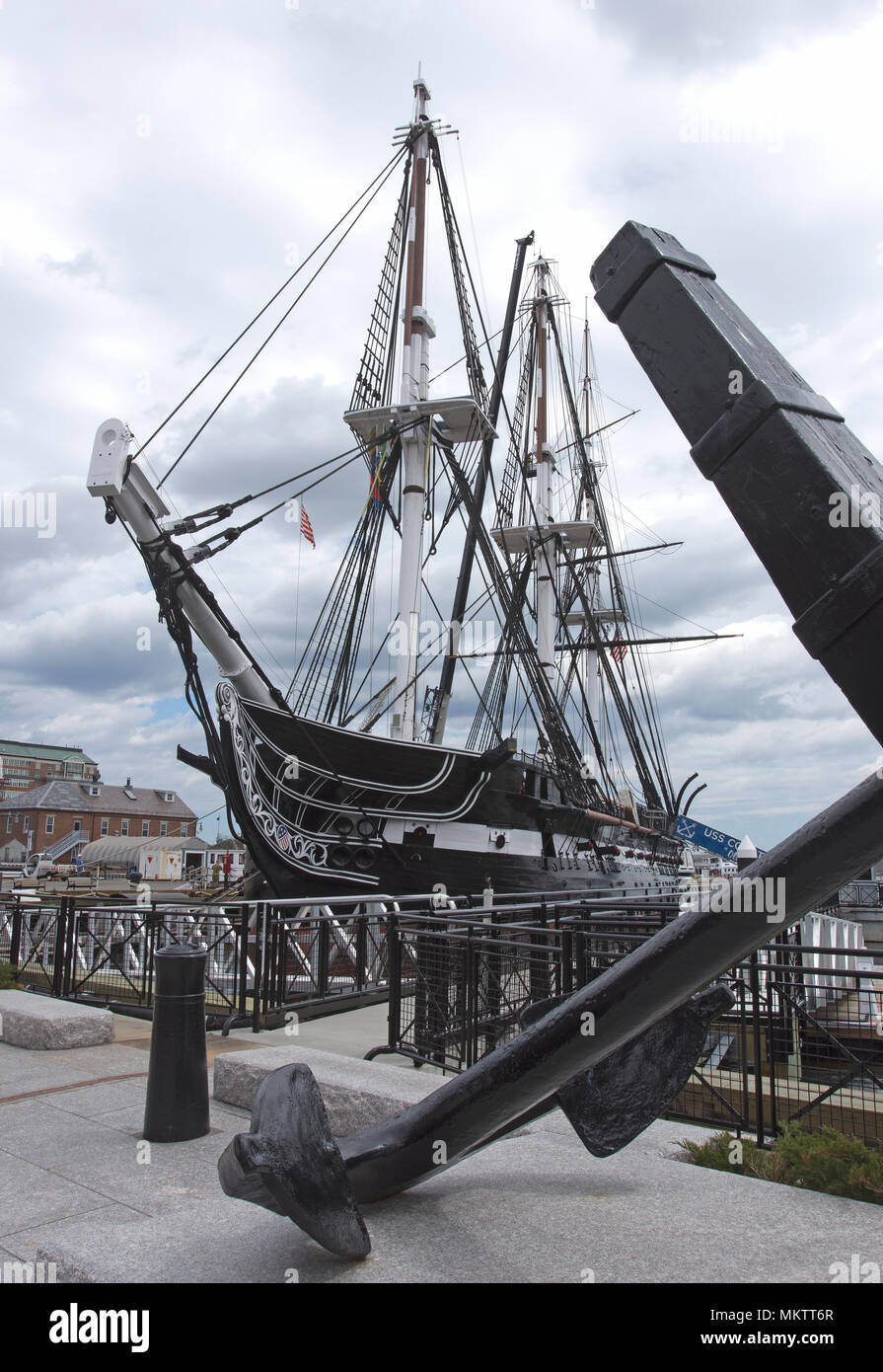 Le USS Constitution (1797) à son poste à quai dans l'ancienne Charlestown Navy Yard à Boston, Massachusetts, USA Banque D'Images