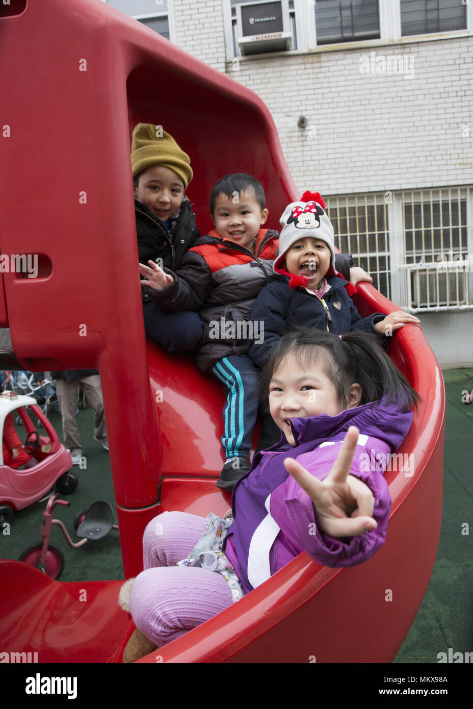 Lower East Side multi ethnic nursery school à Manhattan, New York City. Banque D'Images