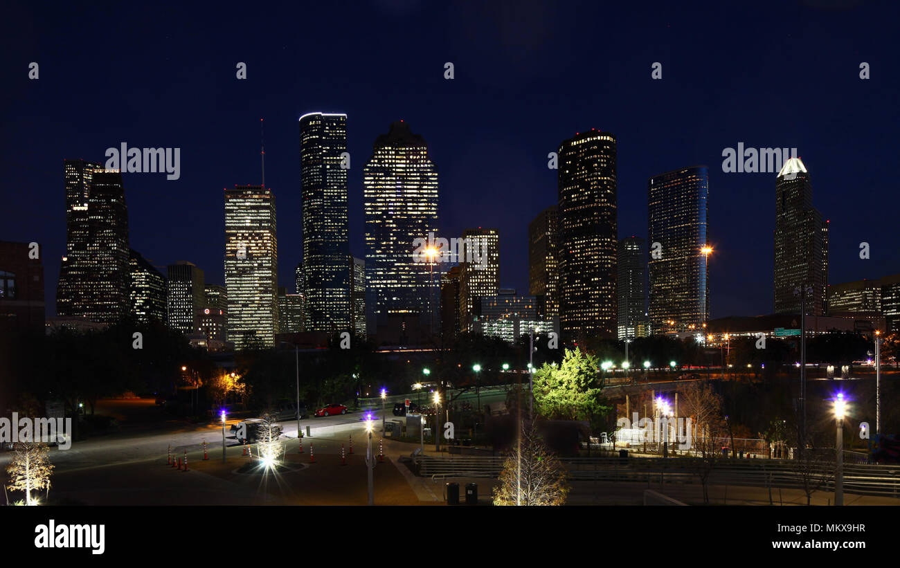 Le centre-ville de Houston, au Texas, dans la nuit Banque D'Images