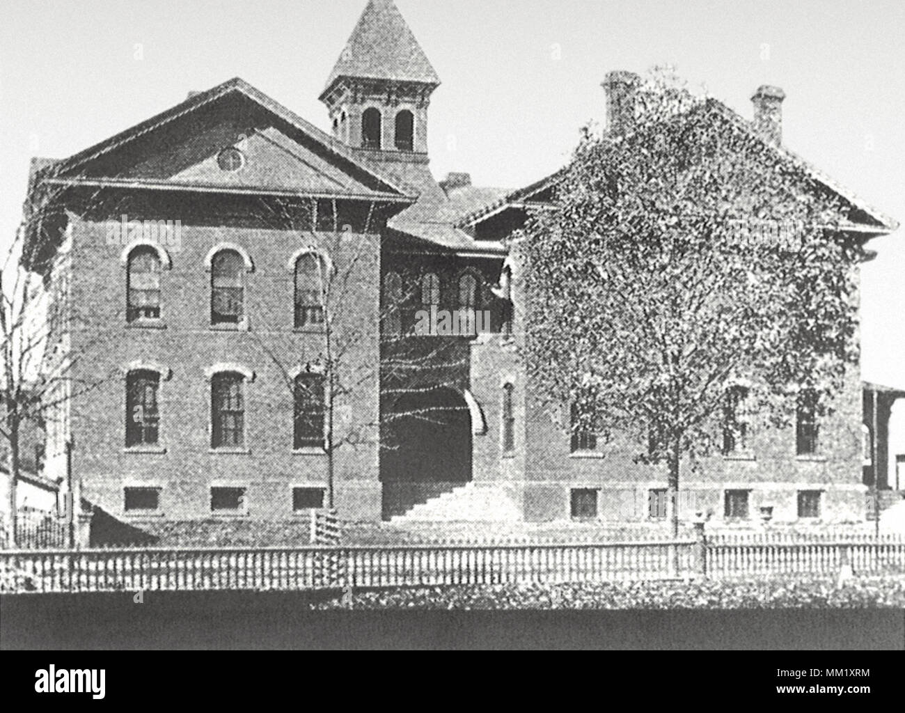 Ancien bâtiment de l'école secondaire sur la rue Elm. Holyoke. 1900 Banque D'Images