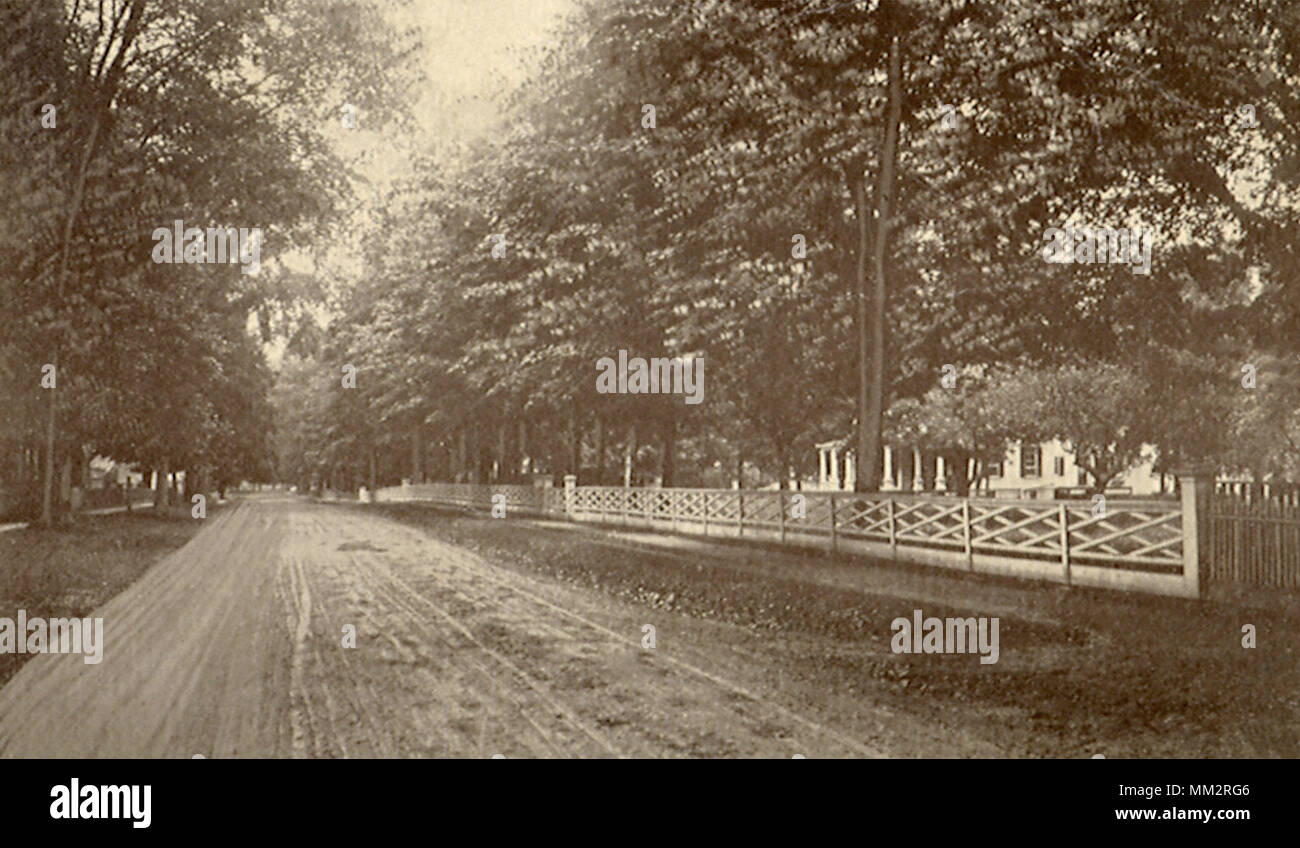 Rue principale nord à partir du chemin de fer. Kent. 1914 Banque D'Images