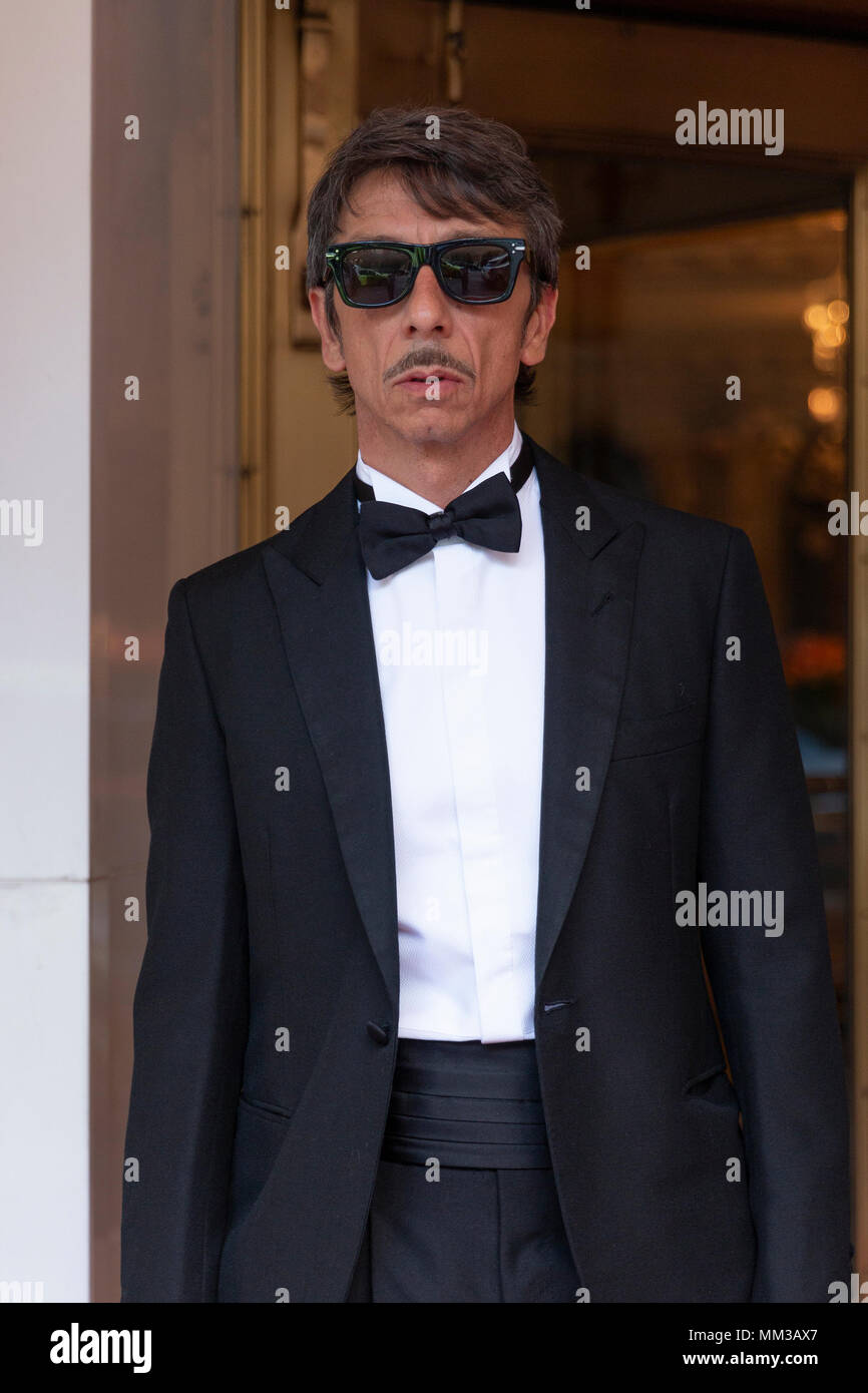 New York, États-Unis. 06 mai, 2018. Pierpaolo Piccioli de Valentino laissant l'Hôtel Pierre de corps célestes : Mode & l'Imagination Catholique Costume Institute Gala au Metropolitan Museum of Art Crédit : Lev Radin/Pacific Press/Alamy Live News Banque D'Images