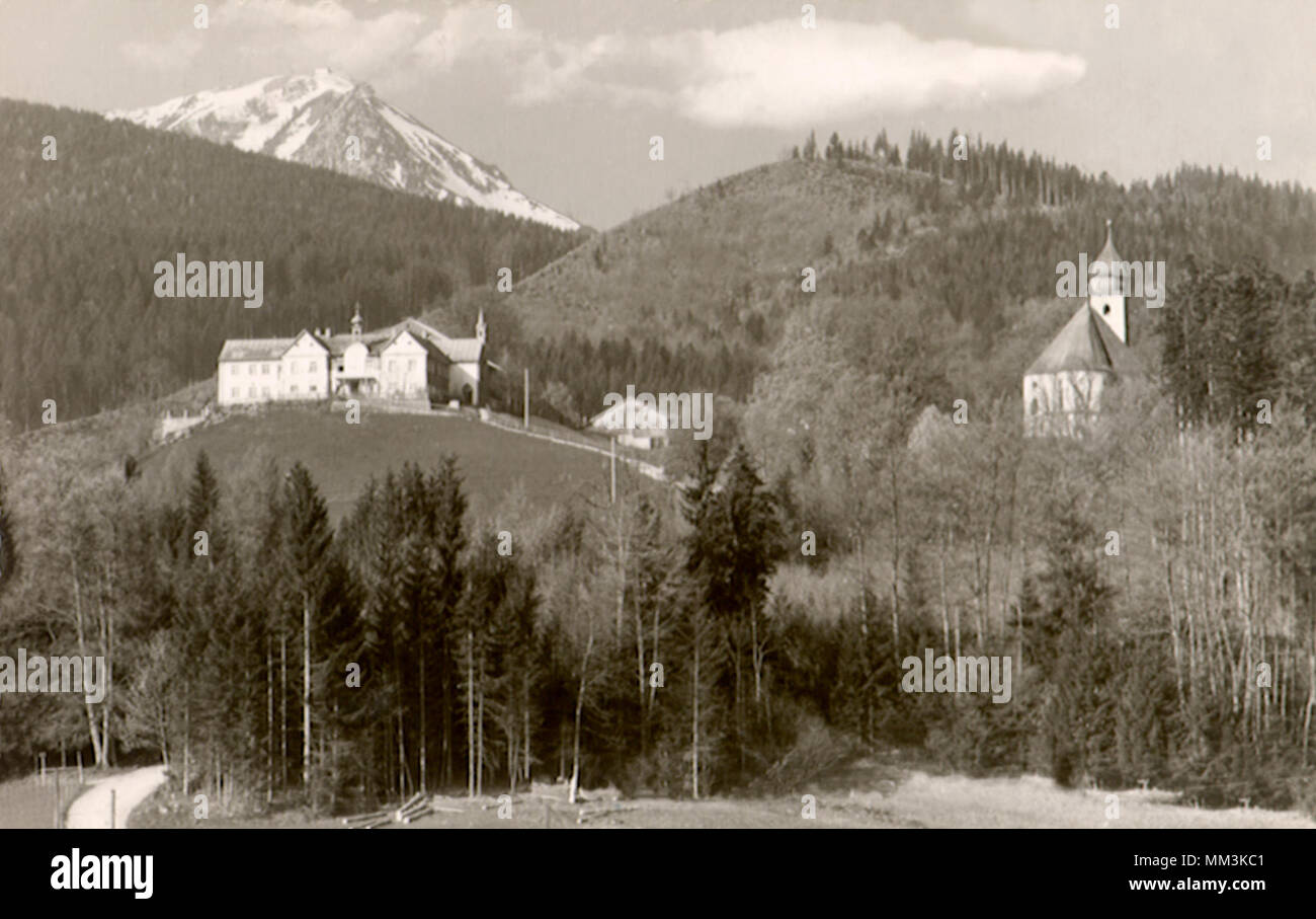 Maria l'Église et les montagnes. Ruhpolding. 1961 Banque D'Images