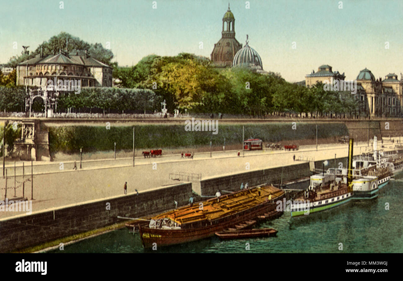 Vue sur le port. Dresde. 1910 Banque D'Images
