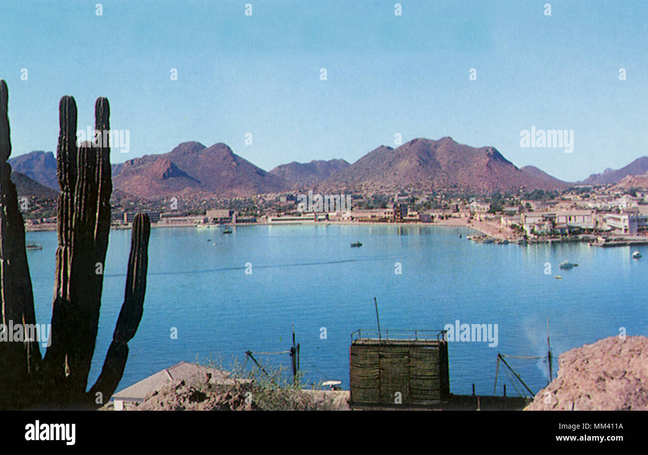 Vue sur Port. Guaymas. 1960 Banque D'Images