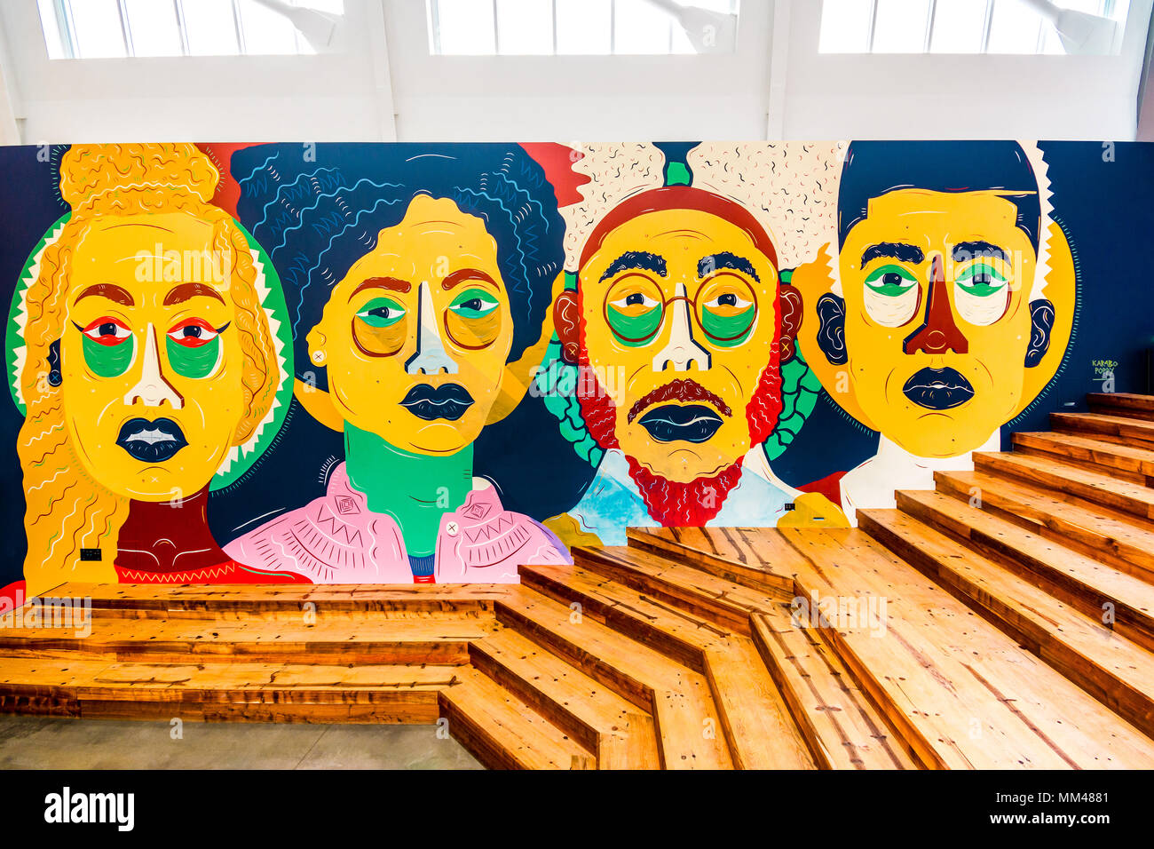 "L'Art mur' par Karabo Poppy Moletsane dans l'UC Berkeley Art Museum, Berkeley, CA, USA. Banque D'Images