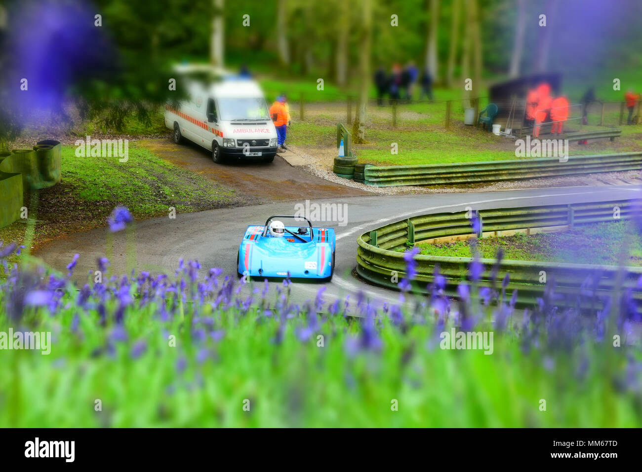 Prescott Hill, Gotherington, Cheltenham, Gloucestershire, Royaume-Uni. 29 avril 2018. En Photo : les concurrents s'attaquer à Prescott Hill. Un Tilt & Shift lens effi Banque D'Images