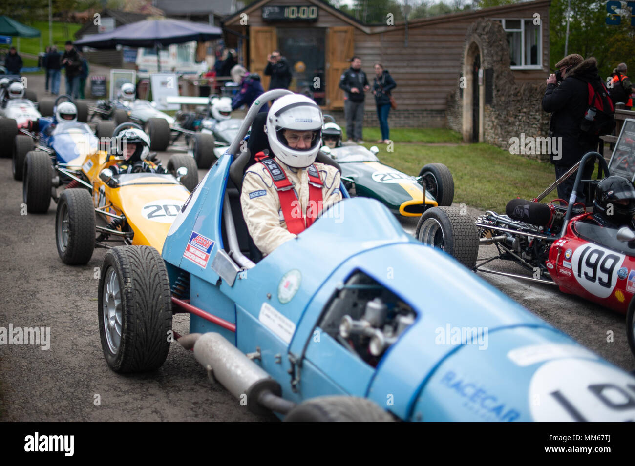 Prescott Hill, Gotherington, Cheltenham, Gloucestershire, Royaume-Uni. 29 avril 2018. En Photo : les concurrents d'attendre dans l'enclos de commencer leur collec Banque D'Images