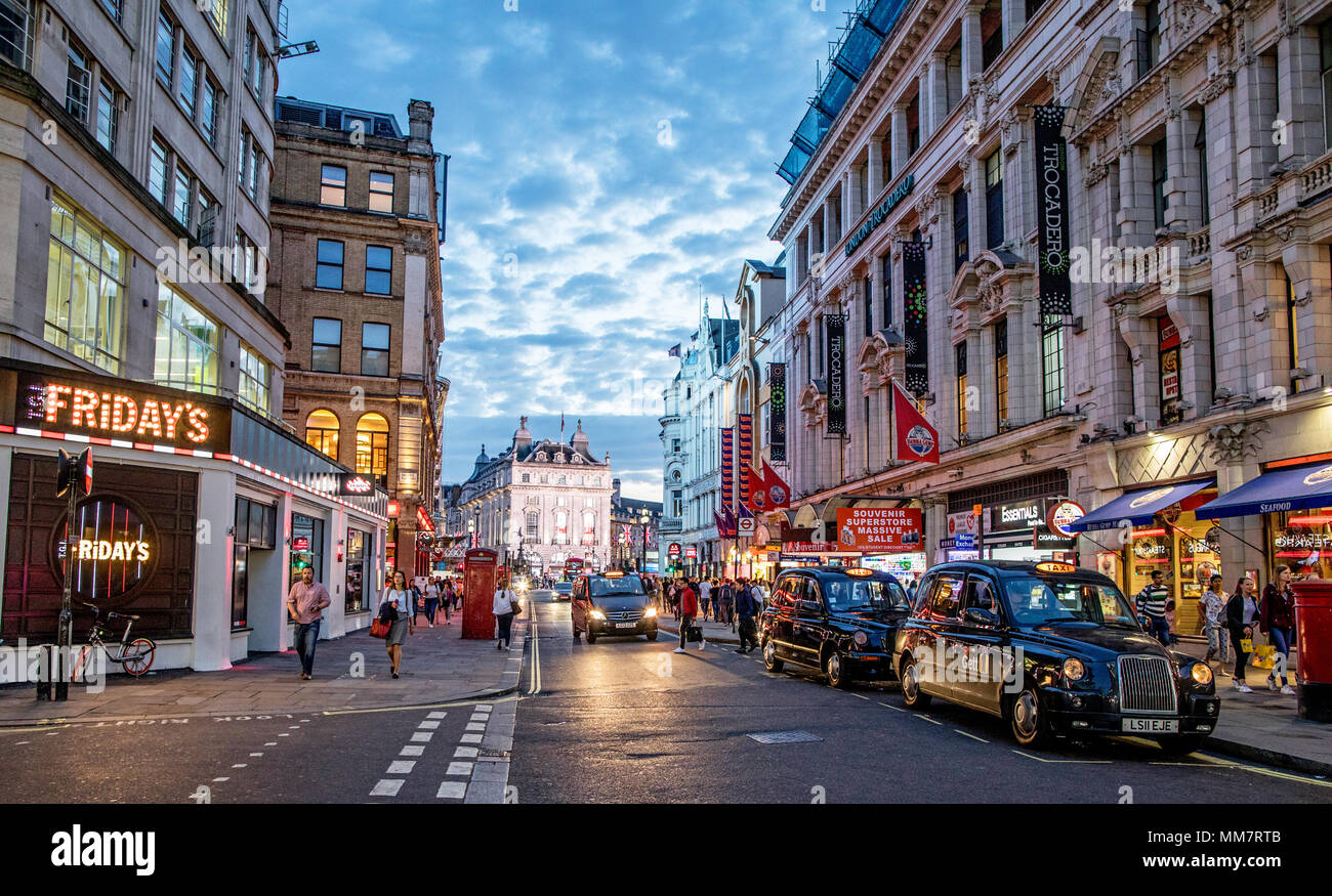 West End de Londres la nuit UK Banque D'Images