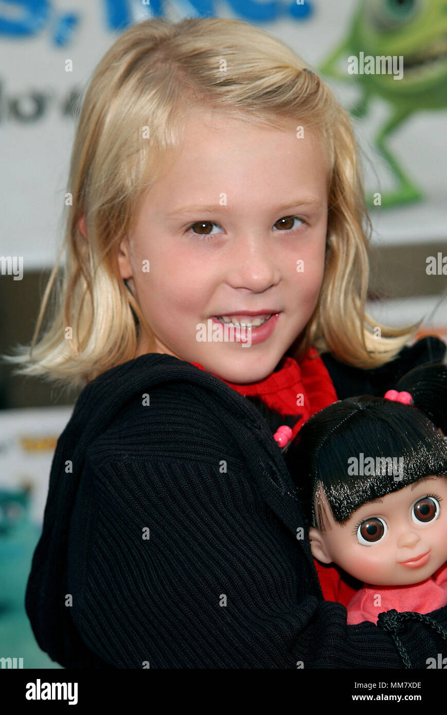 Mary Gibbs posant à la première de Monsters Inc., à l'El Captain Theatre de  Los Angeles. 28 octobre 2001. JpgGibbsMary GibbsMary03.03 Red Carpet Event,  Vertical, USA, Cinéma, Célébrités, photographie, Bestof, Arts, Culture