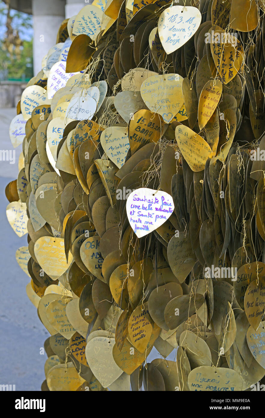 Les plaques en forme de coeur pour écrire le désire, Big Buddha, Phuket, Thailand Banque D'Images