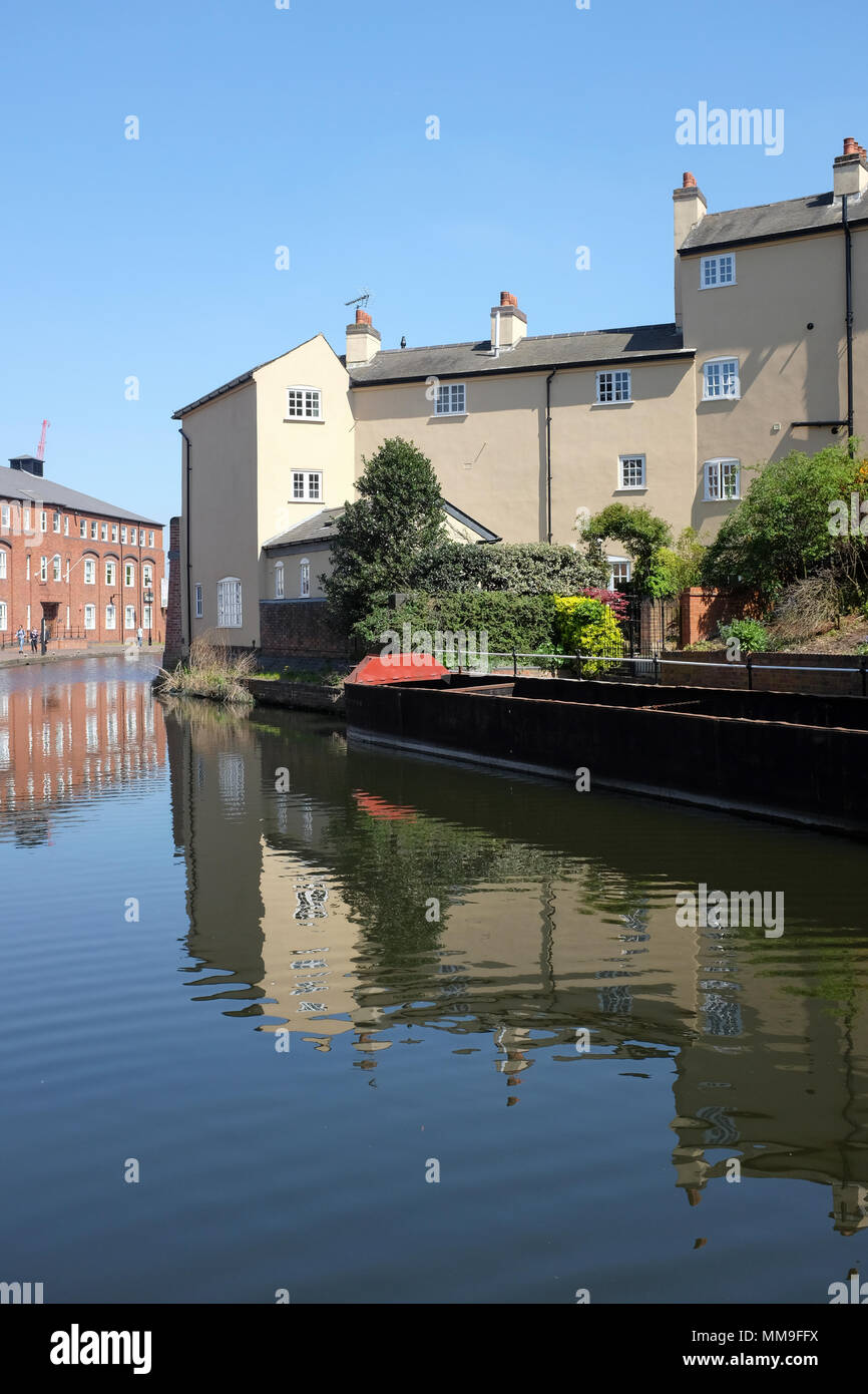 Le réseau de canaux dans le centre de Birmingham, Angleterre Banque D'Images