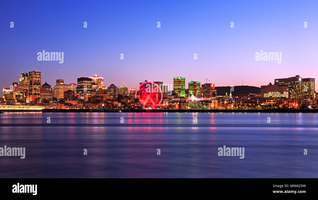 Ville de Montréal et du fleuve Saint-Laurent au crépuscule, Québec, Canada Banque D'Images