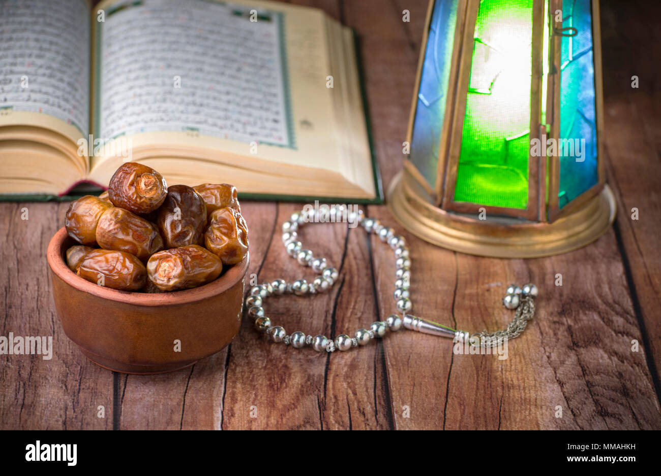 Groupe d'éléments traditionnels de l'Islam Rituel du Ramadan Banque D'Images