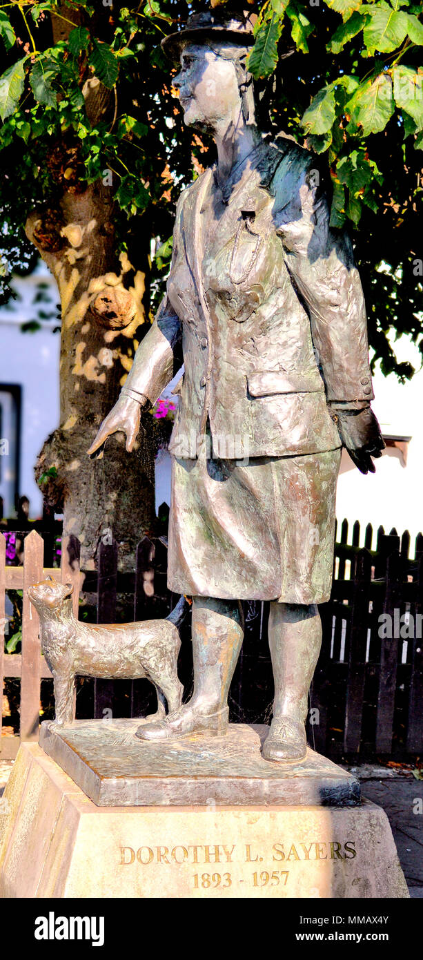 Statue de Dorothy L. Sayers dans Witham Banque D'Images