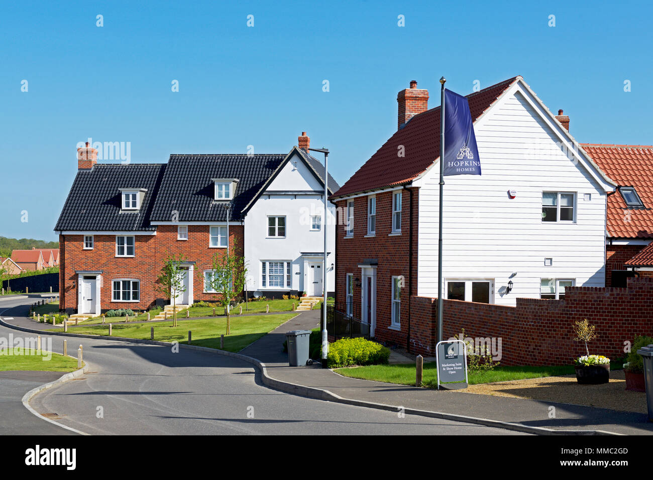 Priors" Grange, un développement de nouveaux logements par Hopkin's Homes, Aylesbury, Suffolk, Angleterre, Royaume-Uni Banque D'Images