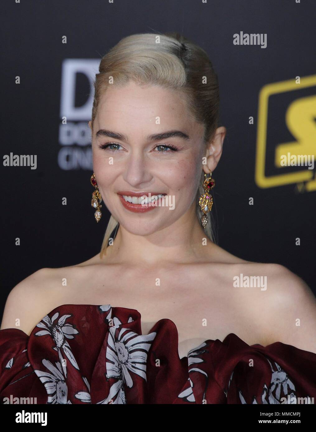 Los Angeles, CA, USA. 10 mai, 2018. Emilia Clarke aux arrivées pour SOLO : UNE HISTOIRE DE LA GUERRE DES ÉTOILES Premiere, El Capitan Theatre, Los Angeles, CA, 10 mai 2018. Credit : Everett Collection Inc/Alamy Live News Banque D'Images