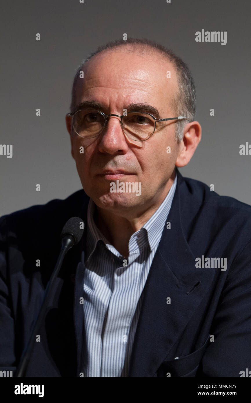 Torino, Italie. 10 mai 2018. Le réalisateur italien Giuseppe Tornatore est invité de la Foire du livre de Turin Crédit : Marco Destefanis/Alamy Live News Banque D'Images