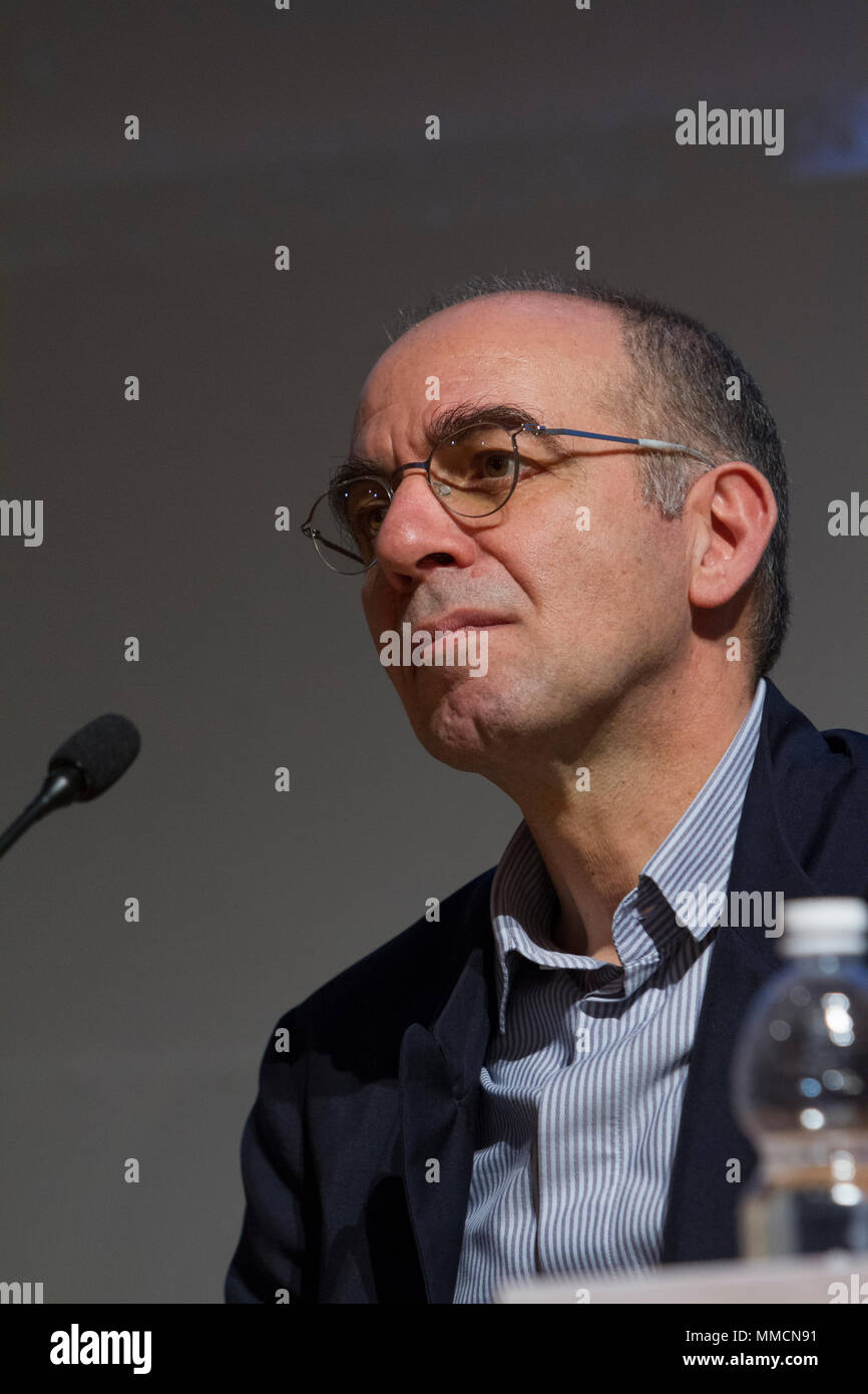 Torino, Italie. 10 mai 2018. Le réalisateur italien Giuseppe Tornatore est invité de la Foire du livre de Turin Crédit : Marco Destefanis/Alamy Live News Banque D'Images