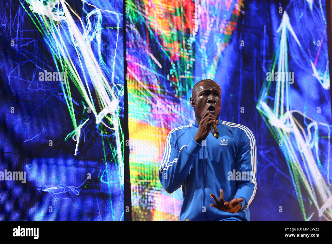 Stormzy superstar Grime joue sur l'autre scène au festival de Glastonbury en 2017. Banque D'Images