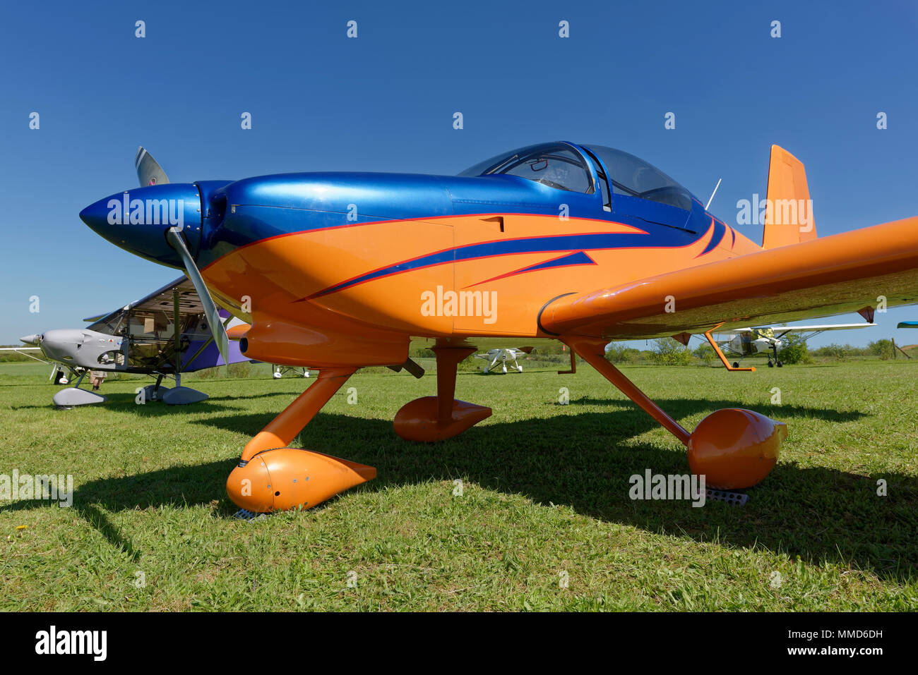 Immaculée Cars RV-9A avion stationné à l'aérodrome de Popham dans Hampshire UK Banque D'Images