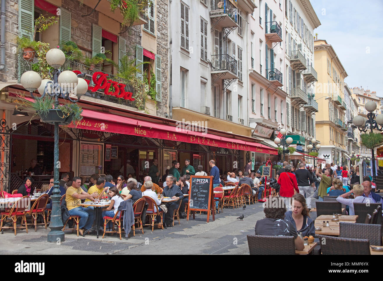 Pizzeria dans zone piétonne près de la Place Masséna, Nice, Côte d'Azur, Alpes-Maritimes, France du Sud, France, Europe Banque D'Images
