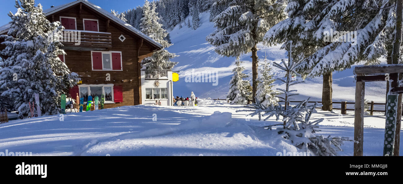 Restaurant en montagne en hiver Banque D'Images