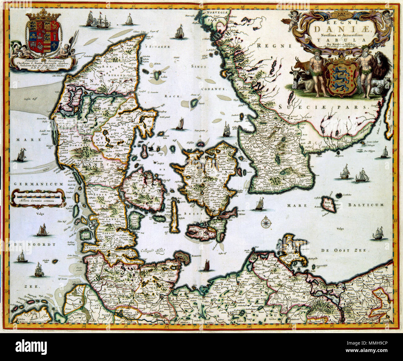 . Nederlands : Deze overzichtskaart van het Koninkrijk Denemarken, uitgegeven door Nicolaes Visscher II (1649-1702), geeft een beeld van Denemarken rond het Midden van de 17de eeuw. De kaart est gebaseerd op de een topografische nom op het Rijk van Deense die onder leiding van Johann Lauremberg (1590-1658) en koninklijke geograaf Johannes Mejer (1606-1674). De Resultaten van die nationale kartering waren overigens porte en 1662, Joan Blaeu (1598-1673) depuis le Linksboven wereldkundig gemaakt. ; een opdracht van Nicolaes Visscher II aan koning Christian IV DE Danemark . Anglais : Cette carte d'enquête de Banque D'Images