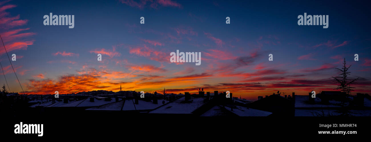 Ville colorée sunet cloudscape Banque D'Images