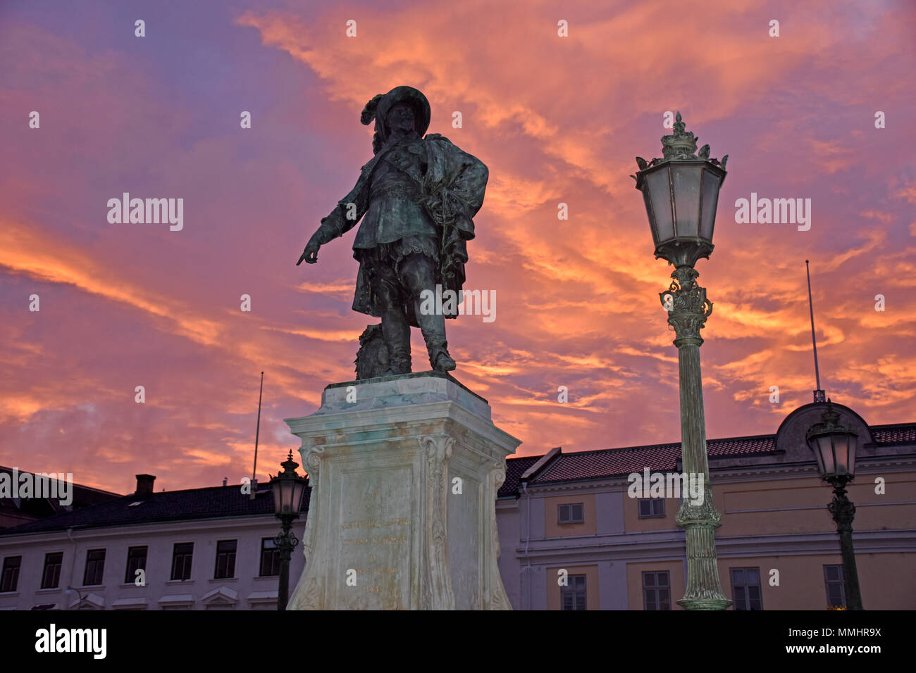 Statue de Gustaf Adolf au coucher du soleil, Göteborg, Suède Banque D'Images