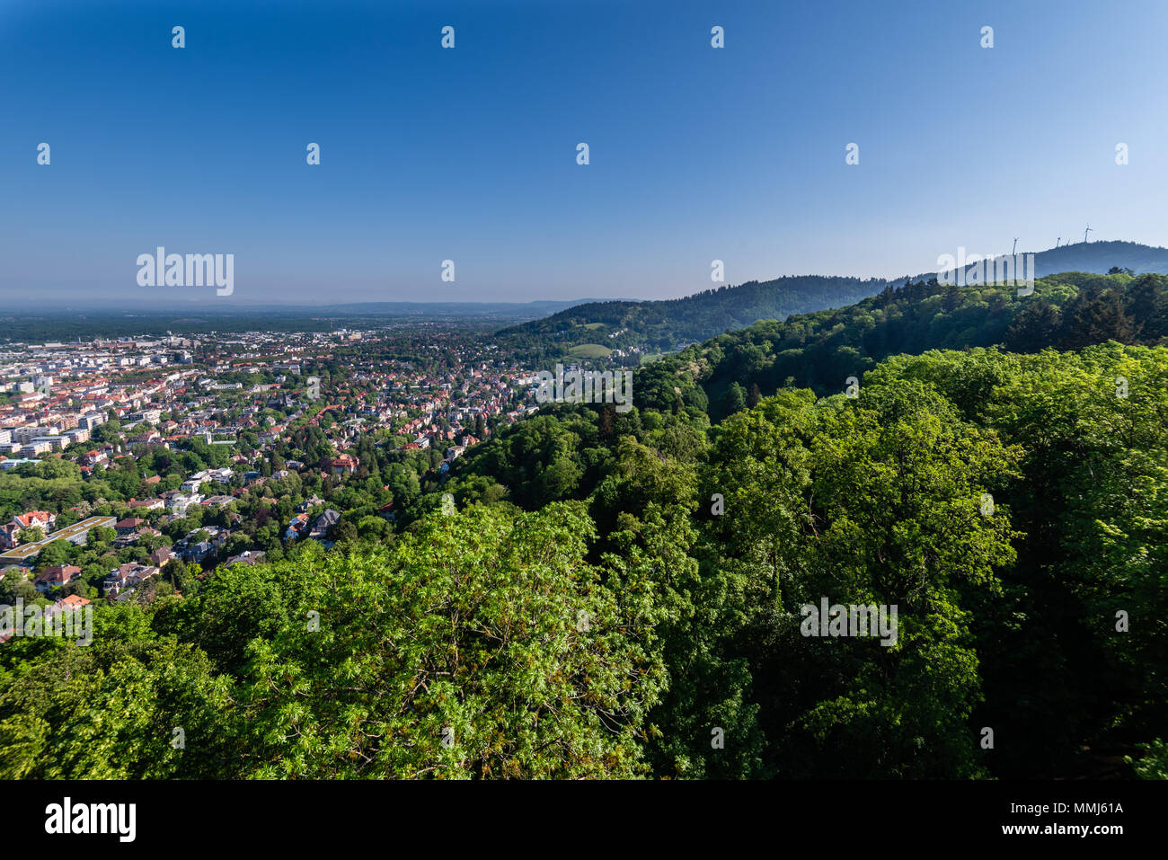 Vue panoramique sur Freiburg im Breisgau vom Schlossberg Banque D'Images