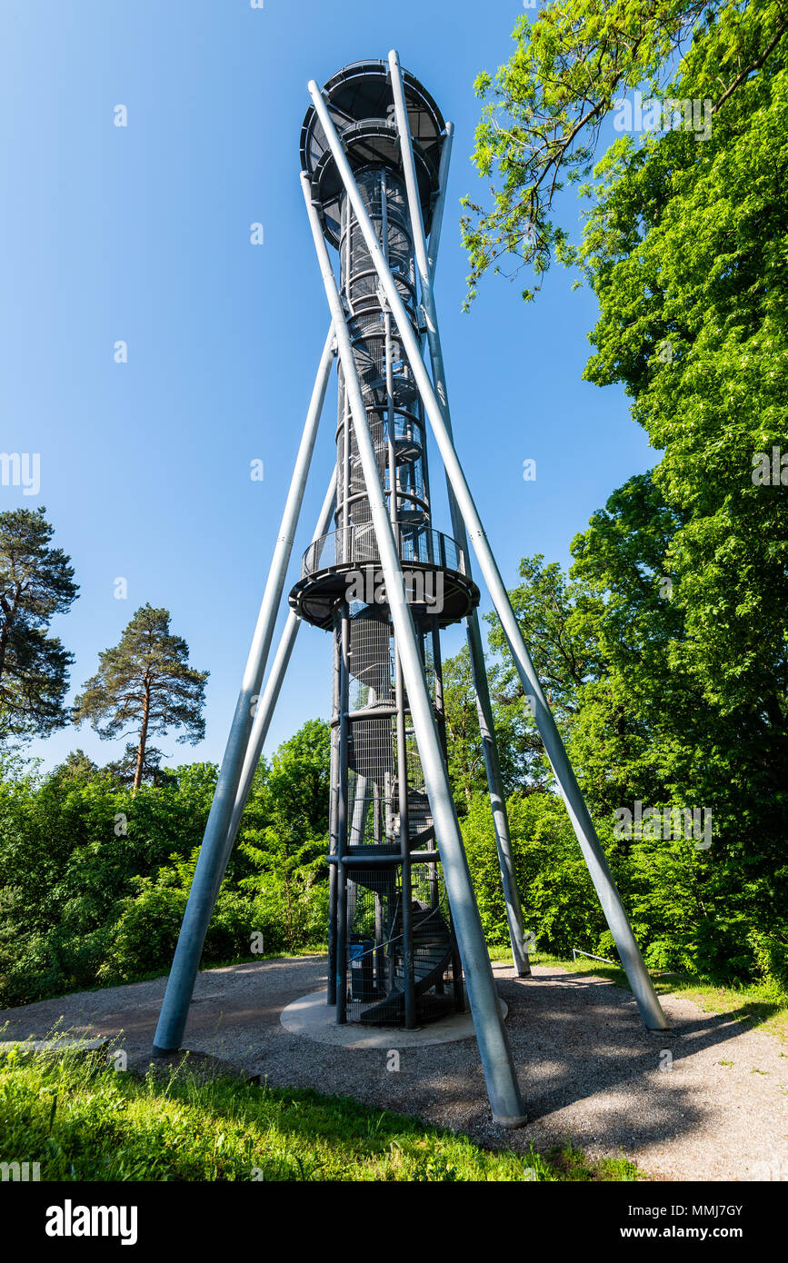 Schlossbergturm, Lookout sur Fribourg im Breisgau Banque D'Images